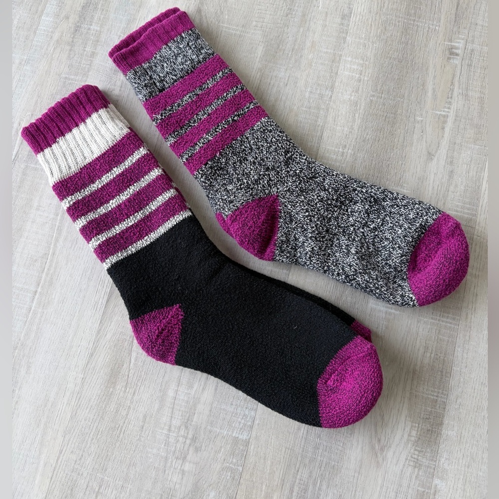 New Set of 2 Soft & Thick Black and Purple Socks Size 5-10